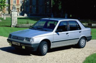 Peugeot 309 