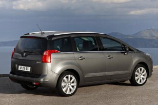 Peugeot 5008 2009 - 2013