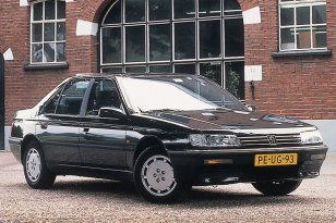 Peugeot 605 