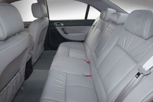 Peugeot 607 2005 - 2010