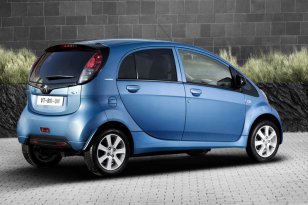 Peugeot Ion 2010