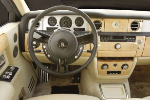 Rolls-Royce Phantom 2003