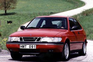 Saab 900 Coupe