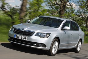 Škoda Superb 2013