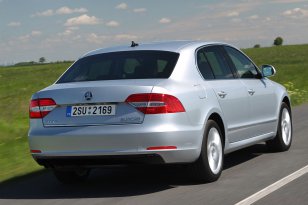 Škoda Superb 2013