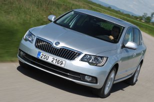 Škoda Superb 2013