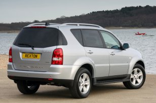 SsangYong Rexton 2011 - 2013