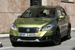 Suzuki S-Cross 2013