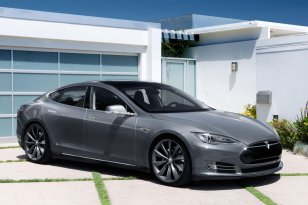 Tesla Model S 2013