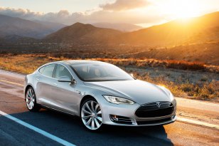Tesla Model S 2013