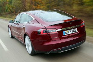 Tesla Model S 2013