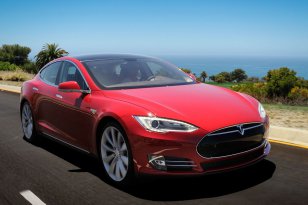 Tesla Model S 2013