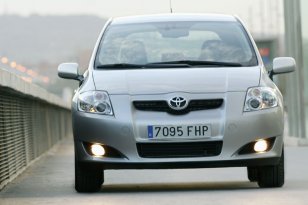 Toyota Auris 2007 - 2010