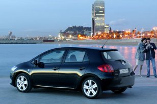 Toyota Auris 2007 - 2010