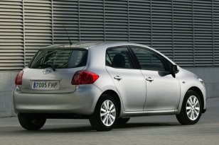 Toyota Auris 2007 - 2010