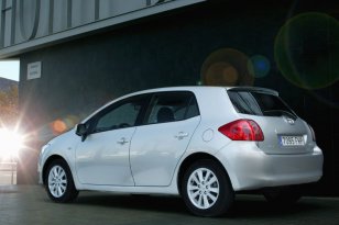 Toyota Auris 2007 - 2010