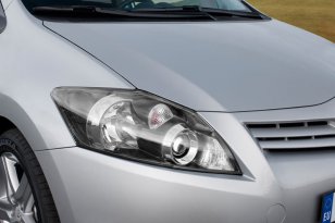 Toyota Auris 2010 - 2013