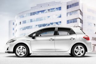 Toyota Auris 2010 - 2013