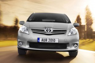 Toyota Auris 2010 - 2013