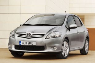 Toyota Auris 2010 - 2013