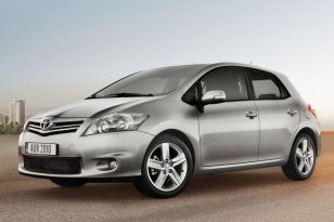 Toyota Auris 2010 - 2013