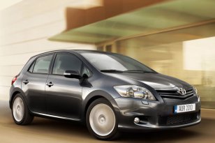 Toyota Auris 2010 - 2013