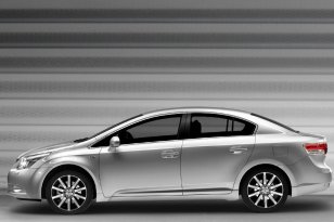 Toyota Avensis 2009 - 2012