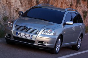 Toyota Avensis 2003 - 2006
