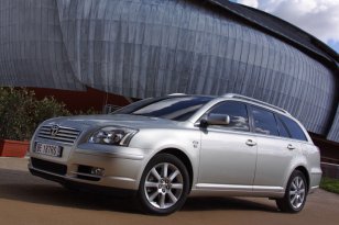 Toyota Avensis 2003 - 2006