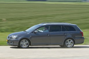 Toyota Avensis 2006 - 2009