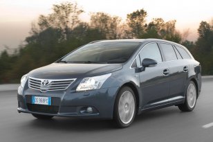Toyota Avensis 2009 - 2012