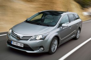 Toyota Avensis 2012
