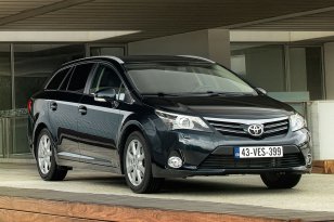 Toyota Avensis 2012