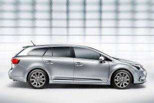 Toyota Avensis 2012