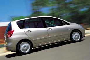 Toyota Corolla Verso 2002 - 2004