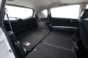 Toyota Corolla Verso 2004 - 2007