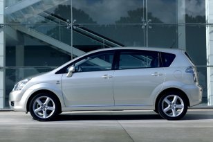 Toyota Corolla Verso 2004 - 2007