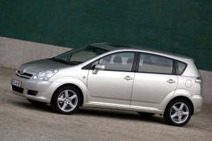 Toyota Corolla Verso 2004 - 2007