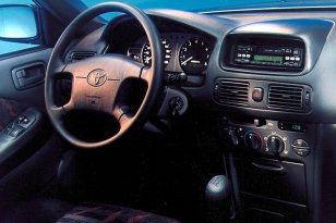 Toyota Corolla 1997 - 2000