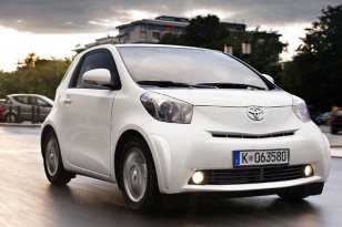 Toyota iQ 2009 - 2015
