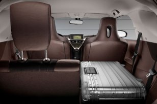 Toyota iQ 2009 - 2015