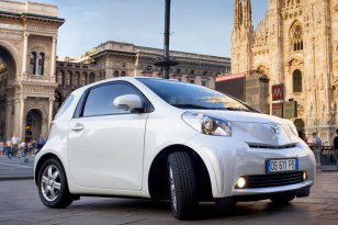 Toyota iQ 2009 - 2015