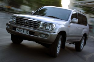 Toyota Land Cruiser 100 2002 - 2007