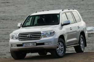 Toyota Land Cruiser V8 2008 - 2012