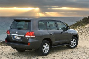 Toyota Land Cruiser V8 2008 - 2012