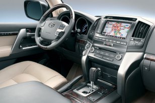 Toyota Land Cruiser V8 2008 - 2012