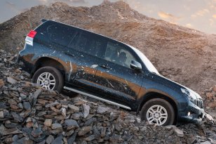 Toyota Land Cruiser 2010 - 2013