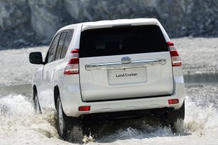 Toyota Land Cruiser 2013