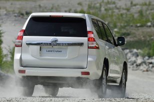 Toyota Land Cruiser 2013