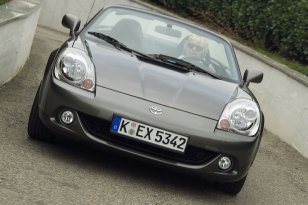 Toyota MR2 2002 - 2005
